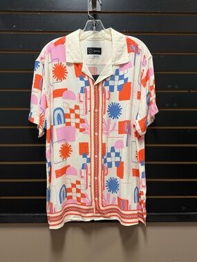 NWT Original Use Abstract Print Button Up Camp Shirt M L